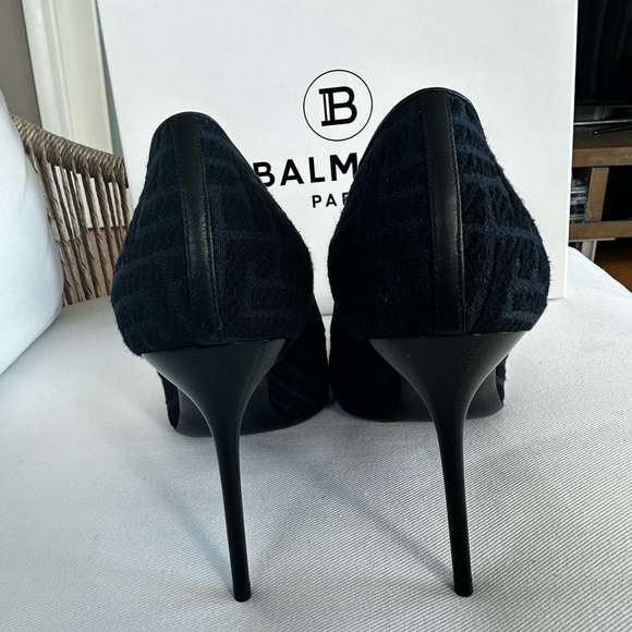 Balmain Monogram-Jacquard Pointed Pump Heels - Black & Navy Pattern (39.5 women) - Picture 4 of 7